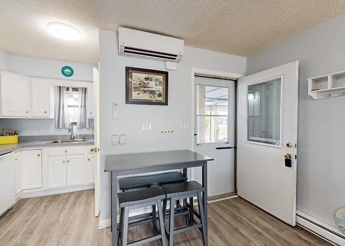 Old Port Cove 27 Apartment Ocean City