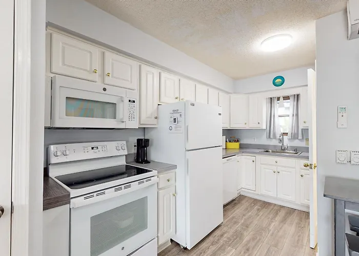 Apartment Old Port Cove 27